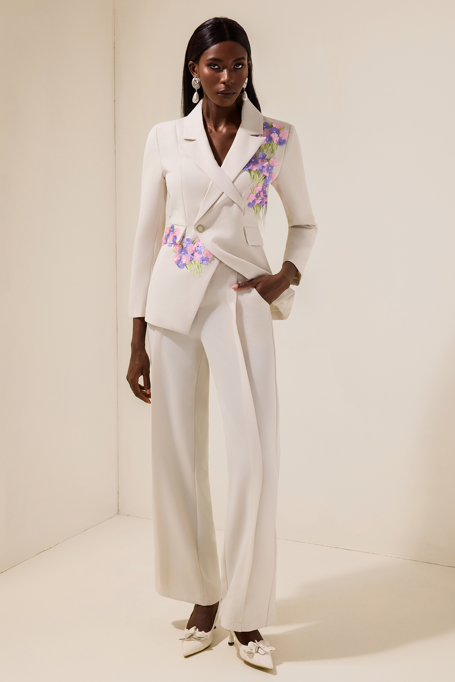 Embroidered Tailored Collar Blazer & Pleated High Waist Pants Set
